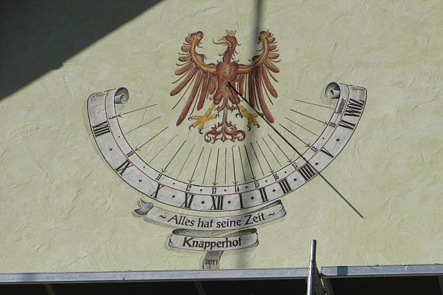 Sonnenuhr - Gestaltung am Kanpperhof